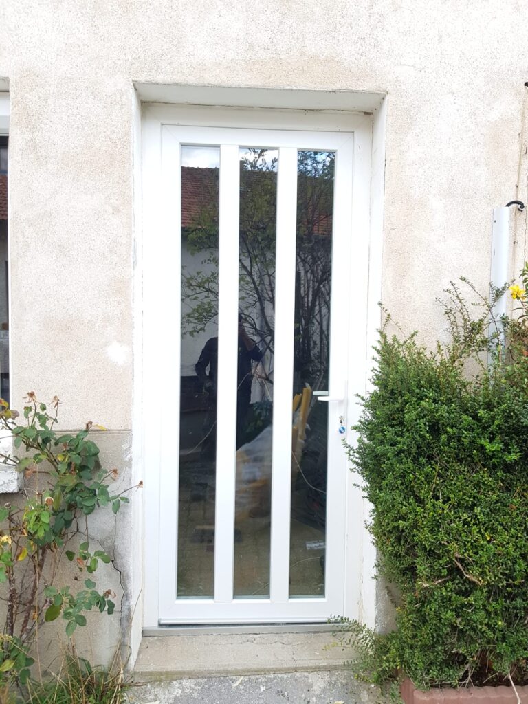 313f11b1-374d-4aec-bbdb-733744e9ee3f