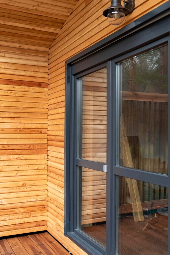 maison-modulaire-moderne-dans-la-foret